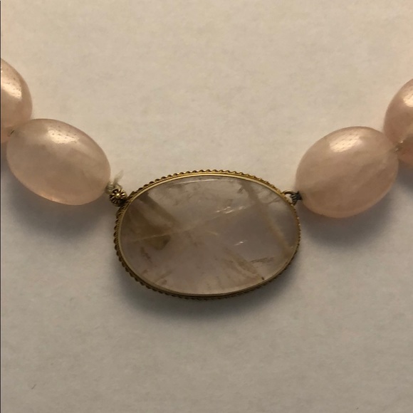 Rose quartz bead necklace with gold clasp - Picture 2 of 8